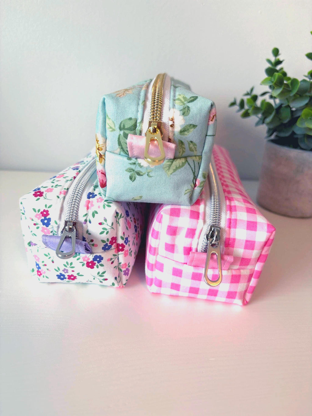 Cotton padded Pencil Case, Floral and gingham Zipper Pouch, Stationery Gift, Kawaii Fabric Pouch - All About Bags Co