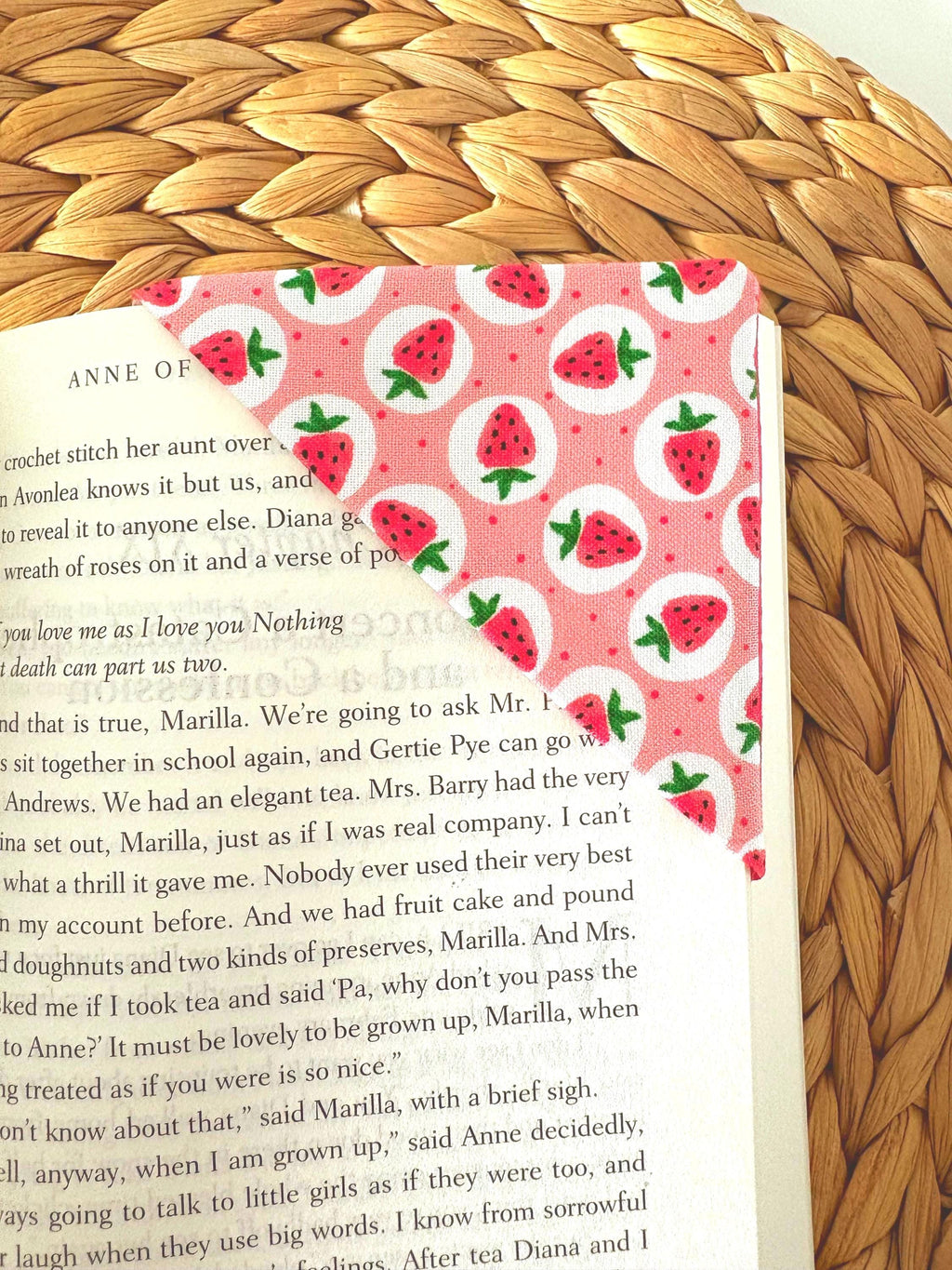 Floral Fabric Corner Bookmark: Cotton Book Page Saver, Bookish gift - All About Bags Co