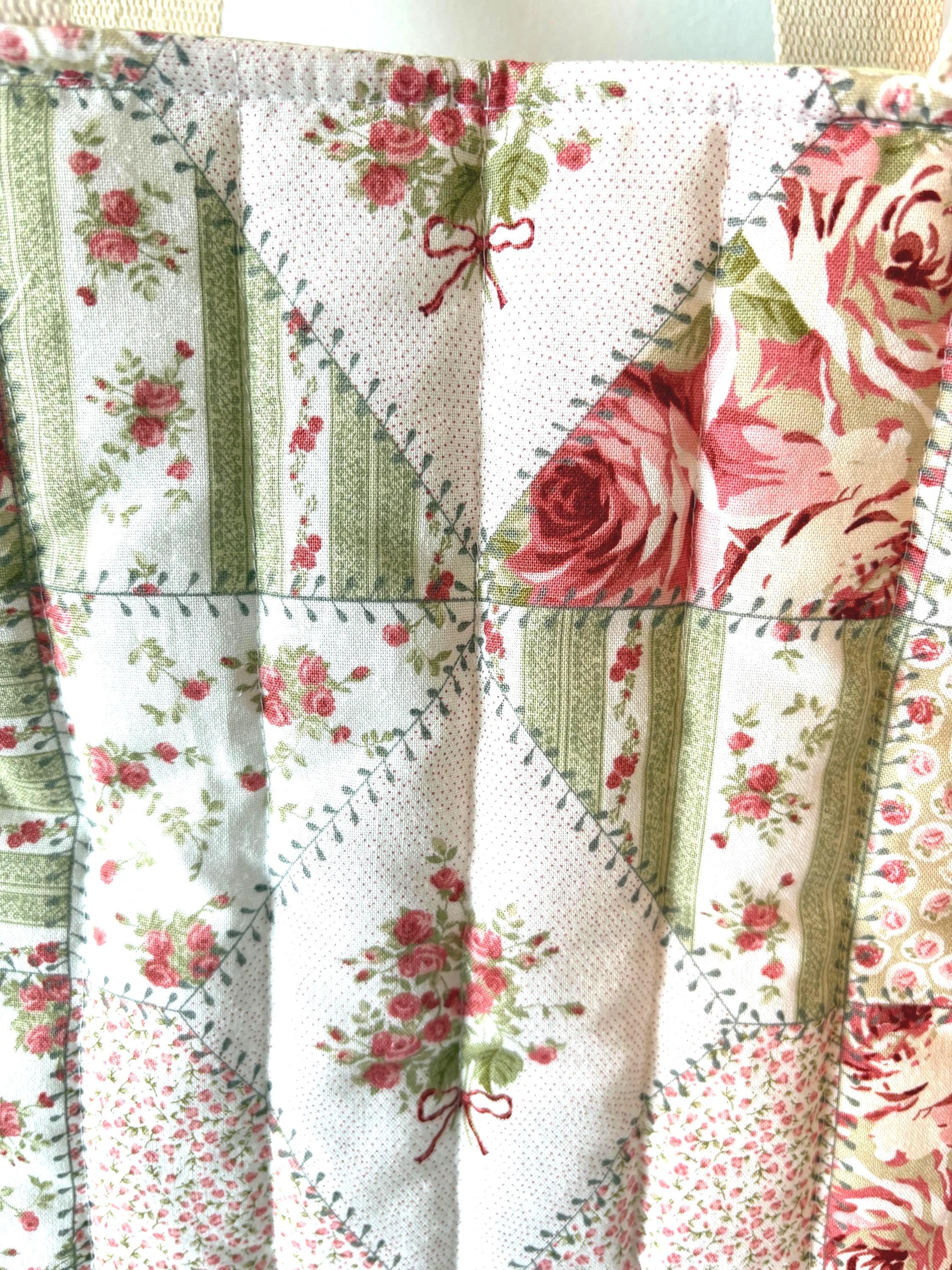 Green Floral Patchwork Quilted Cotton Tote Bag, Cottage core purse - All About Bags Co