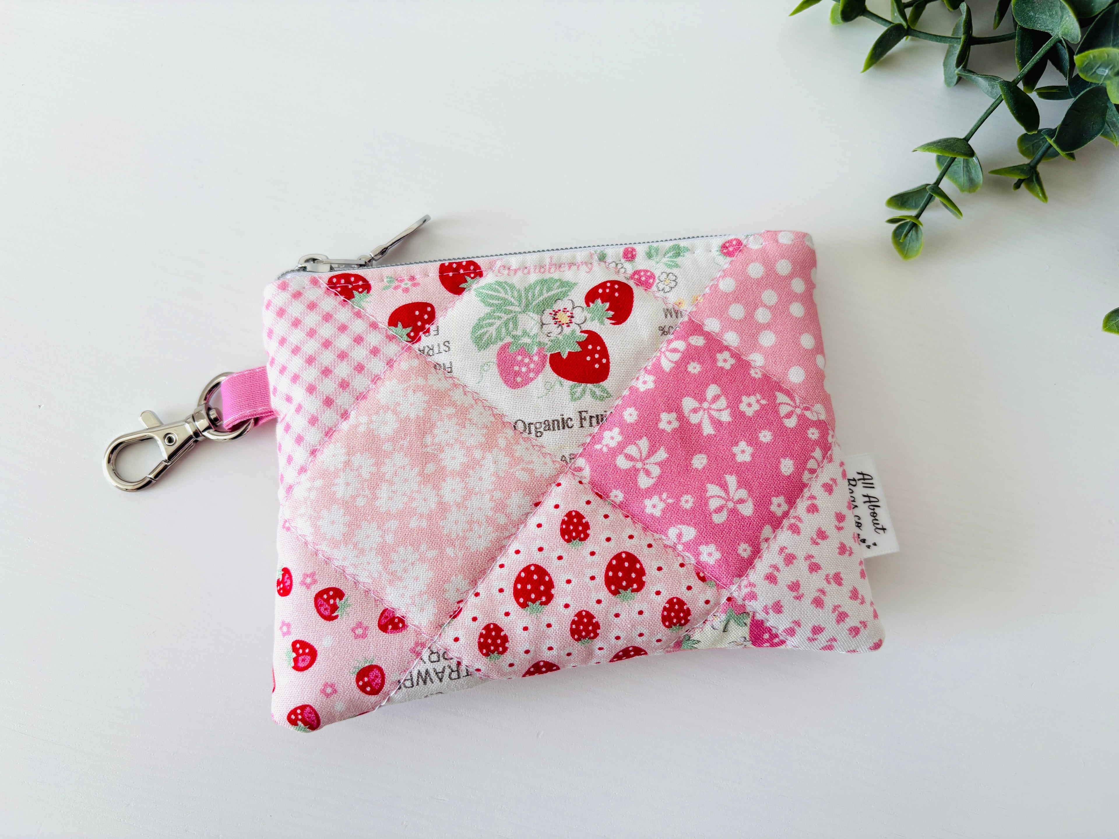 Mini Quilted Zipper Pouch: Strawberry Patchwork Cotton Wallet with pocket and clip - All About Bags Co