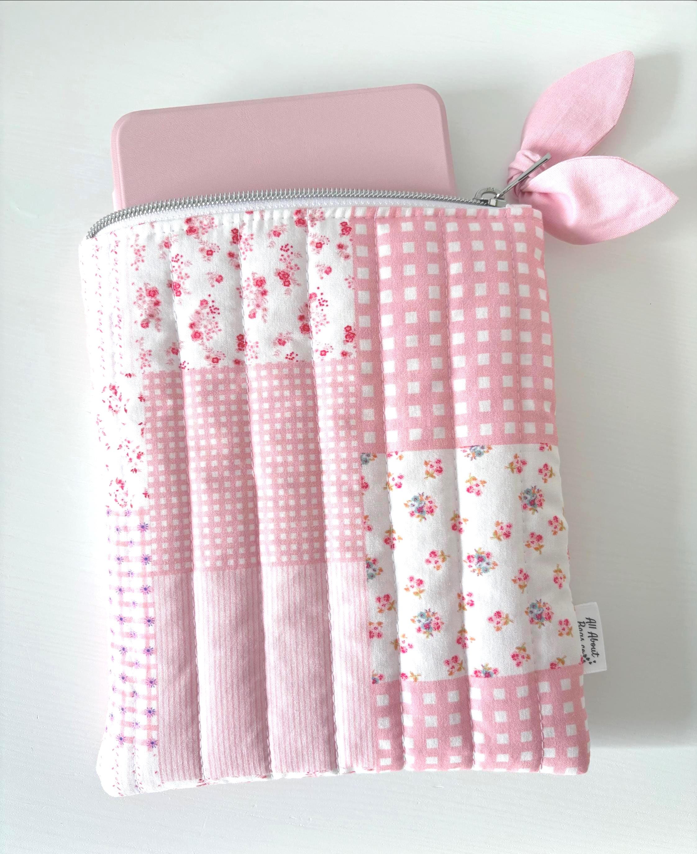 Peach Pink Patchwork Gingham Quilted Kindle Sleeve: Quilted Cotton E - reader Cover - All About Bags Co