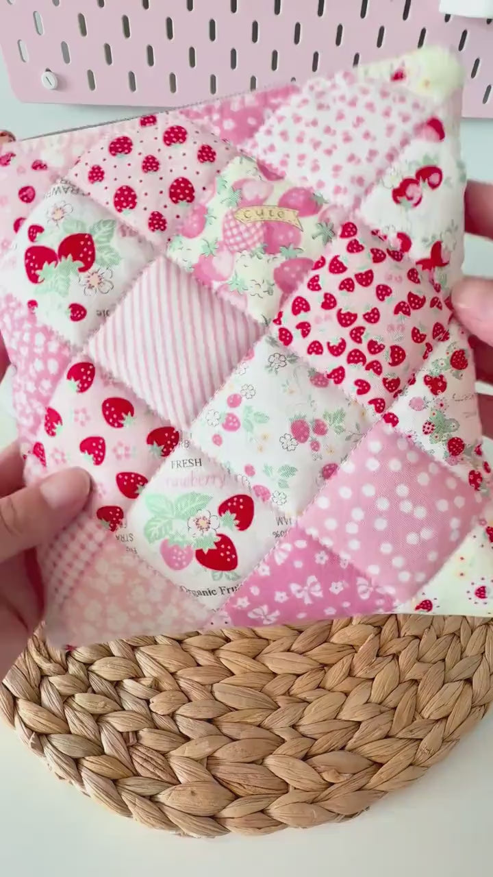 Strawberry Patchwork Kindle Sleeve – Quilted Cotton E-Reader Case