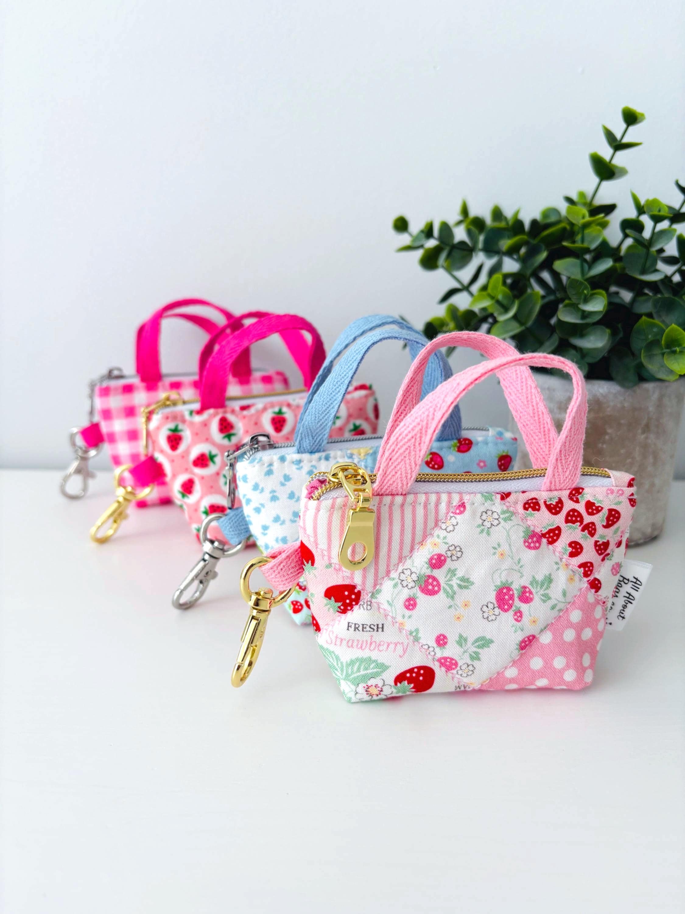 Quilted handmade Air pods/ Pro Case with clip: Strawberry Patchwork mini tote bag charm - All About Bags Co