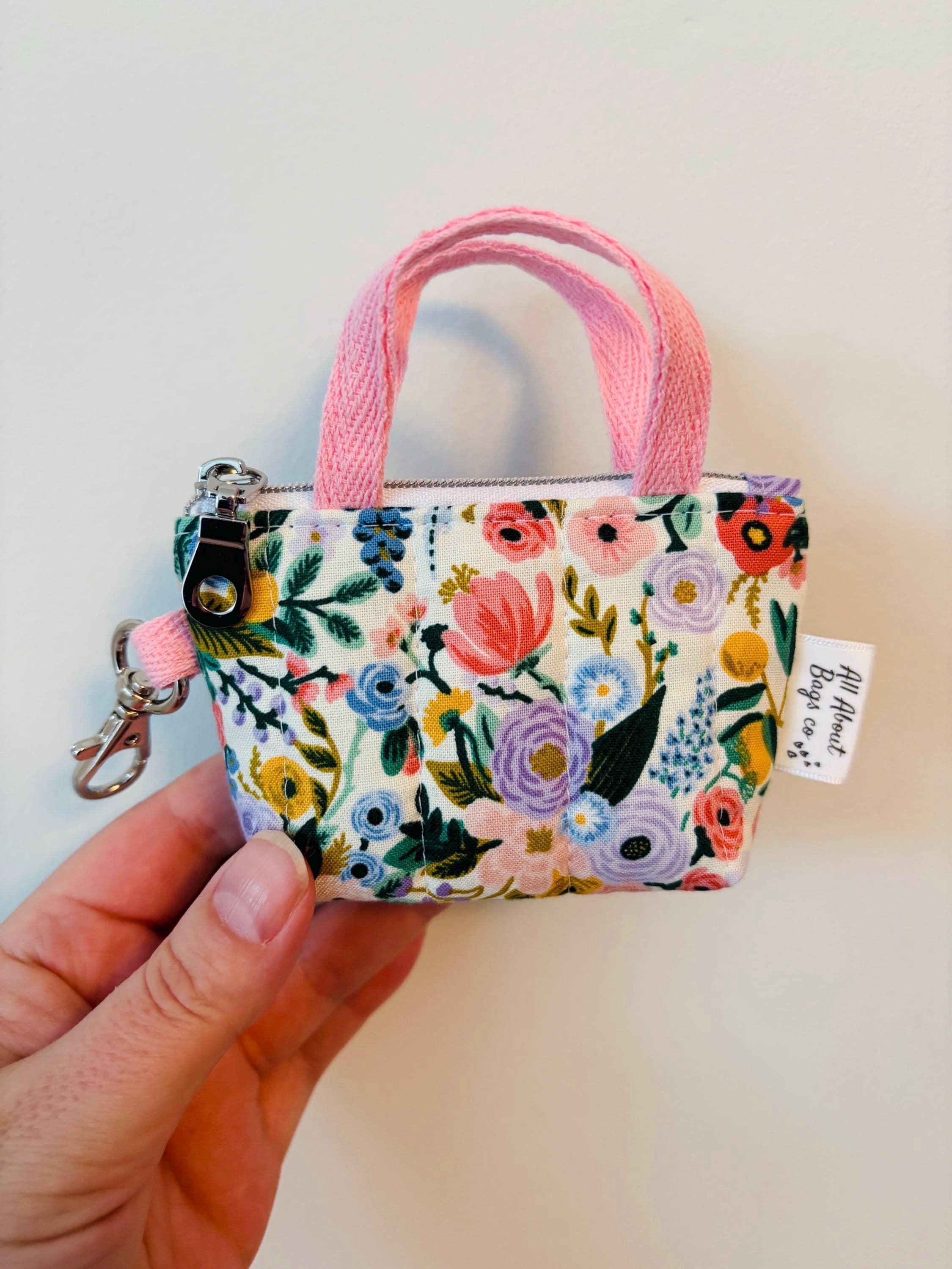 Quilted handmade Air pods/ Pro Case with clip: Strawberry Patchwork mini tote bag charm - All About Bags Co
