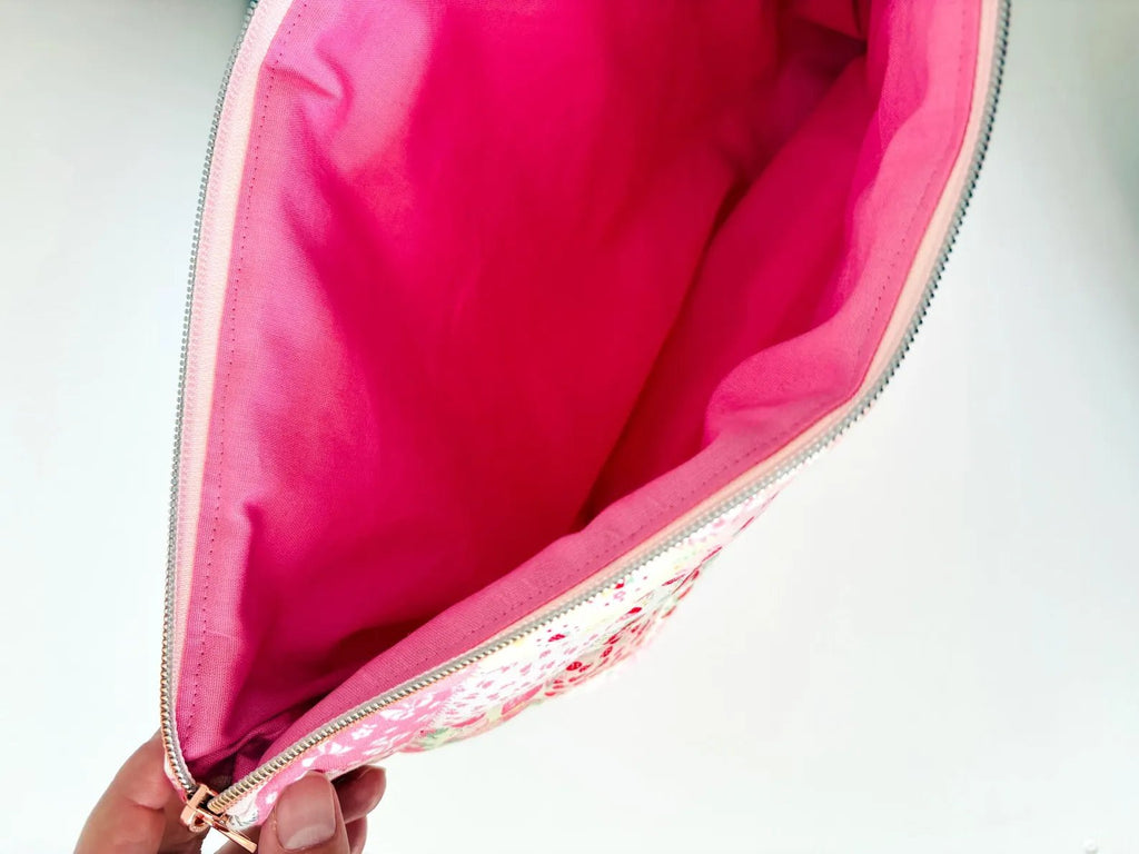 Quilted Strawberry Patchwork I pad and Laptop Sleeve, Pink Puffy Padded Case - All About Bags Co