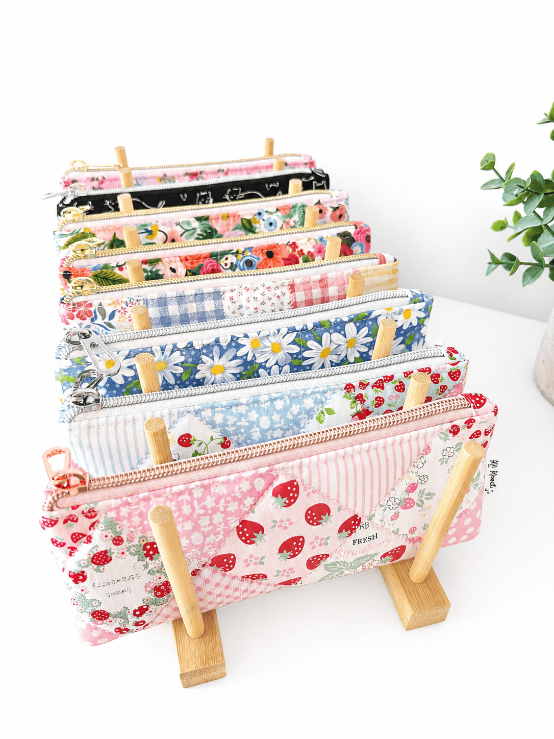 Quilted Sunglasses Case – Strawberry Patchwork Pouch for Reading Glasses, Pencil Case Organizer - All About Bags Co
